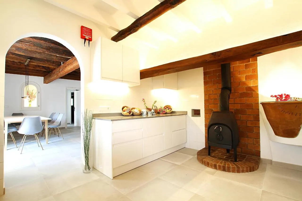 פוינסה Villa Crever ספרד