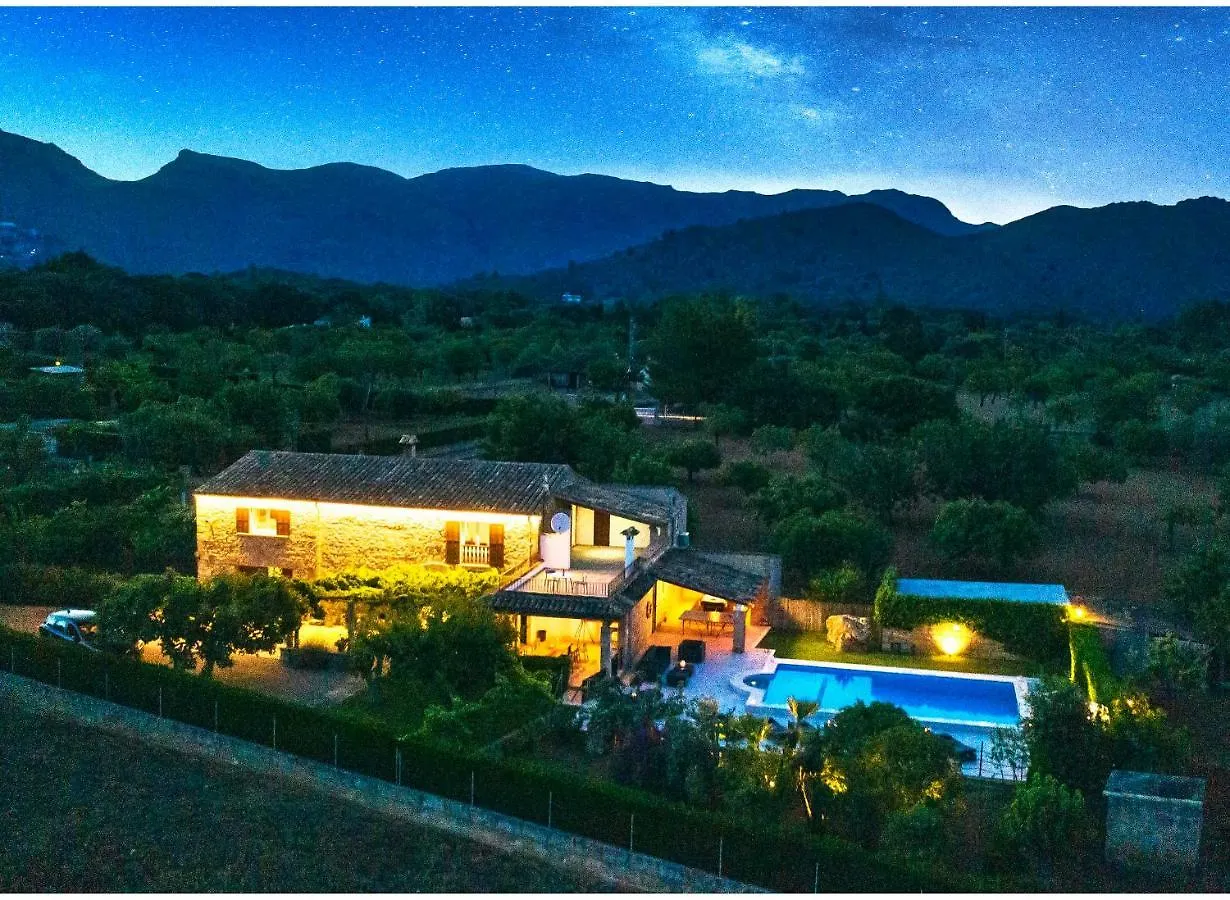 פוינסה Villa Crever